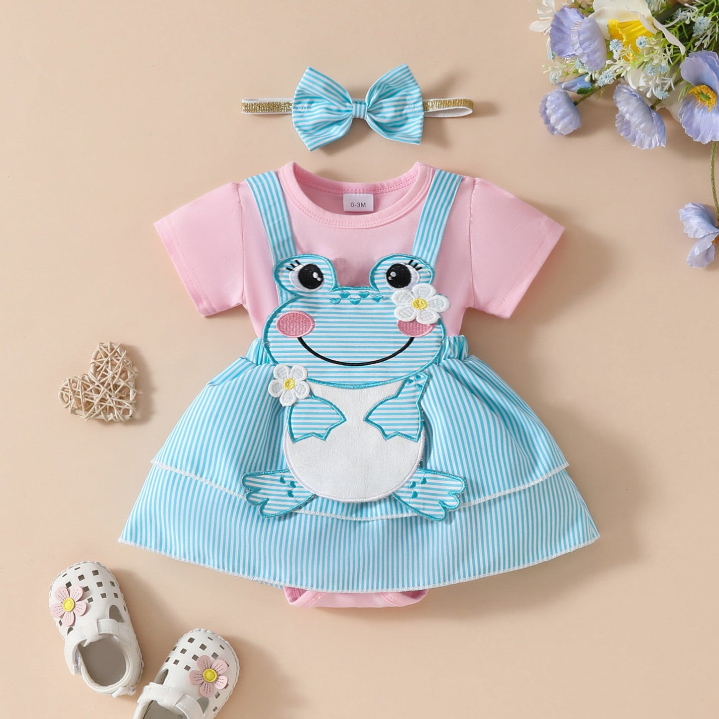 Baby Cute Bear Embroidered Fake Suspender Skirt Short Sleeve Triangle Baby's Gown - BabynBeauty