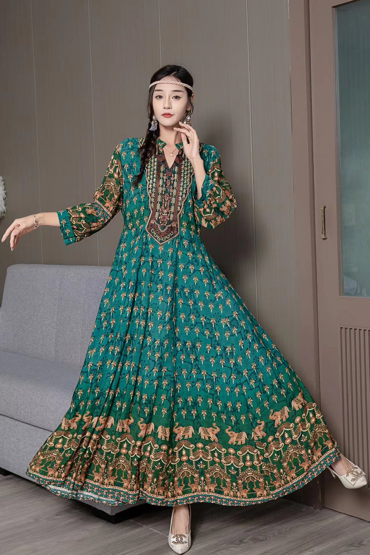 Ethnic Print V-neck Loose Slimming Retro Embroidery Dress - BabynBeauty