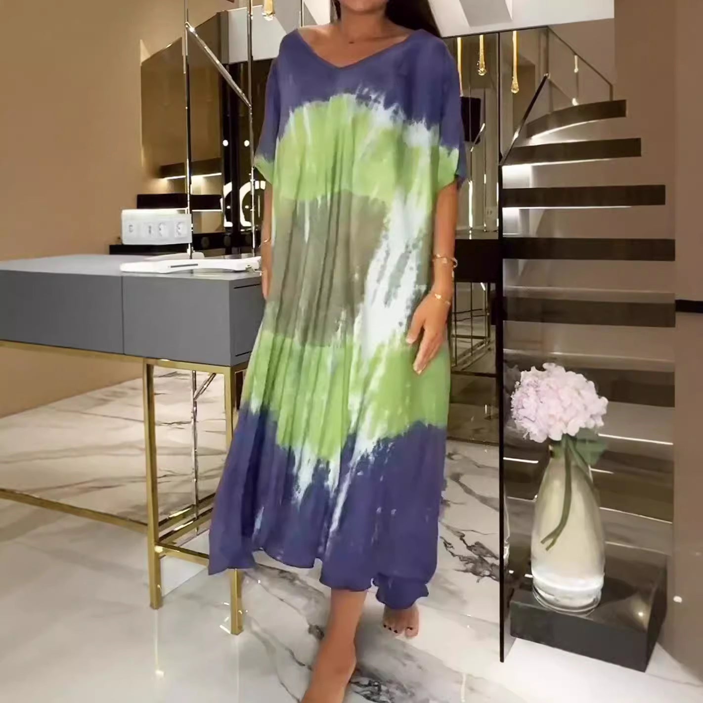 Round Neck Loose Short Sleeves Dress - BabynBeauty