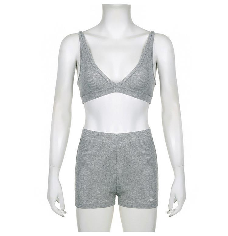 Knitted Zipper Sweater V-neck Triangle Cup Bra Shorts Casual Three-piece Suit
