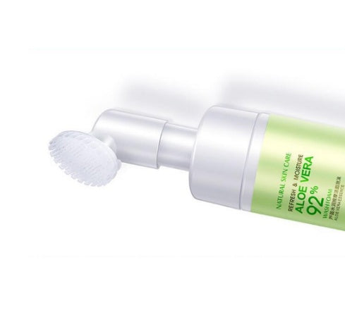 Foam cleansing facial cleanser
