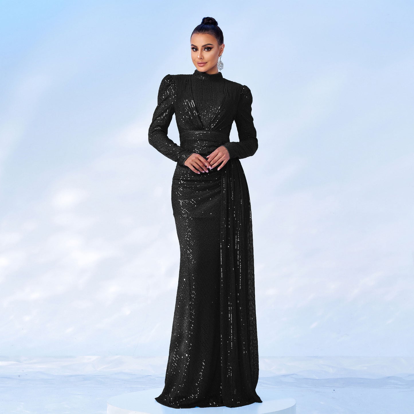 Long Sleeve Round Neck Sexy Slim Long Sequined Banquet Dress - BabynBeauty