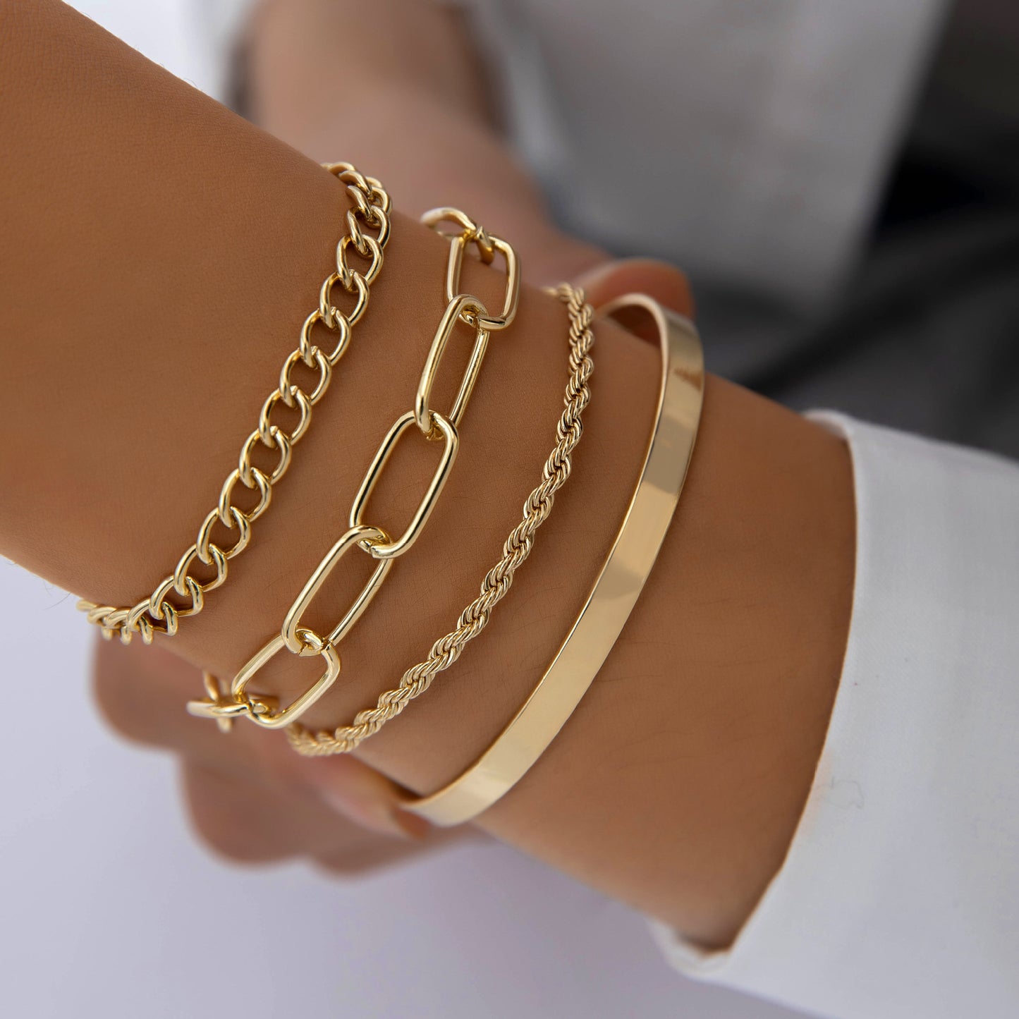 Exaggerated And Minimalist Gold Thick Chain Bracelet Set Of Four Pieces - BabynBeauty
