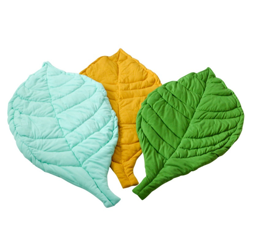 Leave-shaped Baby blanket