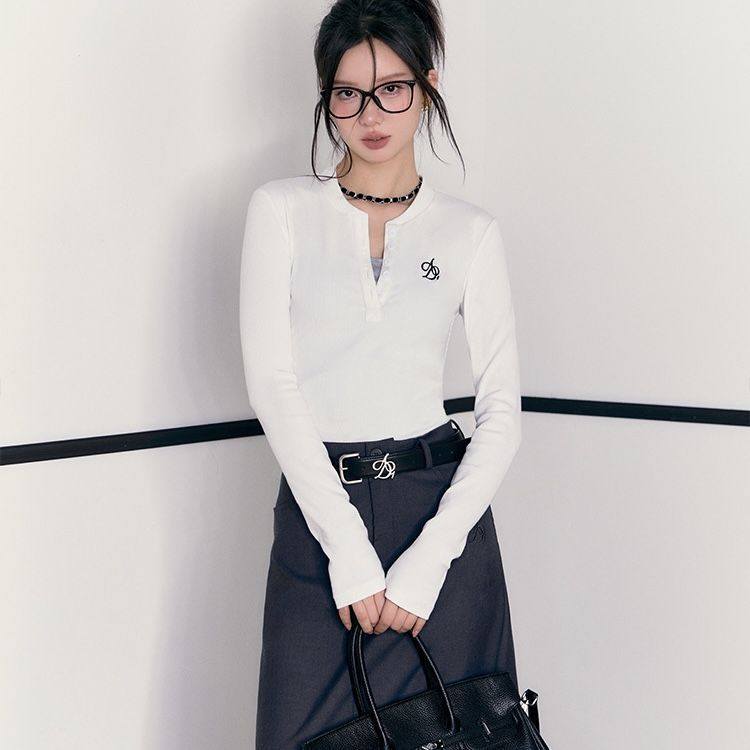 Embroidered Slim Fit Button Half Open Bottoming Long Sleeve T-shirt - BabynBeauty