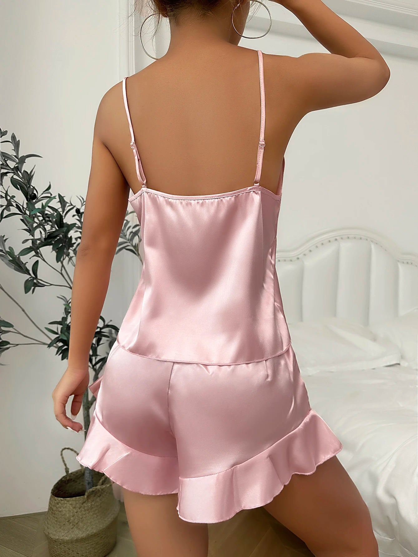 Simple Satin Pajama Set Long Sleeve Belted Robe V Neck Cami Top And Shorts Women's Sleepwear