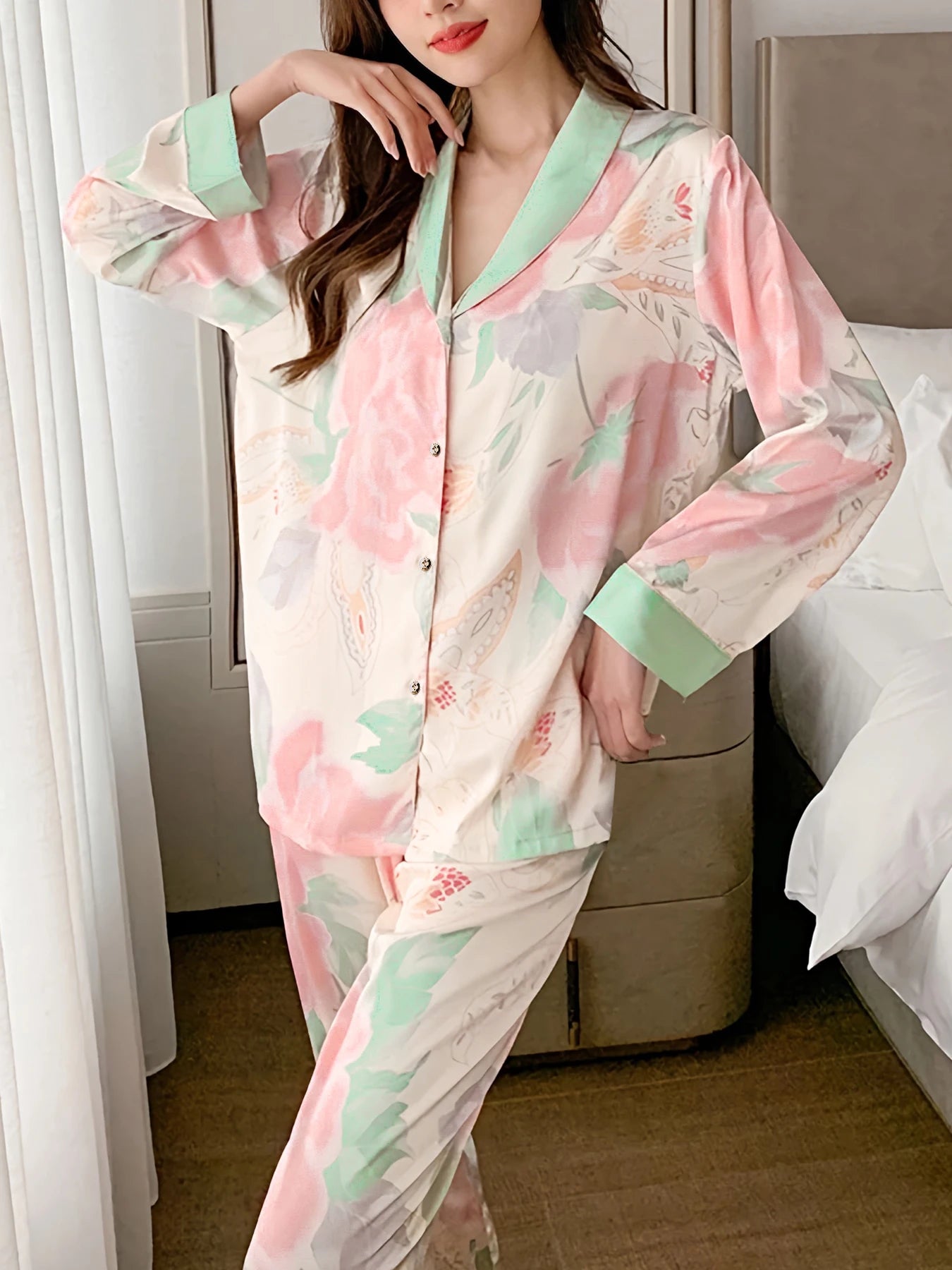 Women's Satin Simulated Silk Lotus High end Breathable Silk Slip Pajamas Women's Soft Simulated Silk Clothing Set