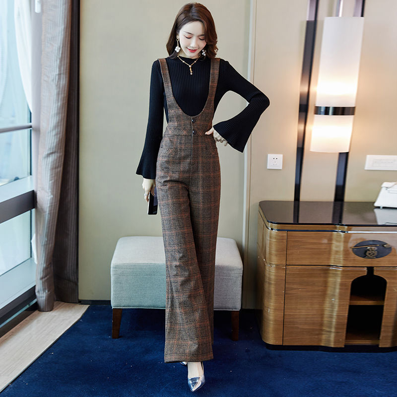 Wide-leg Pants Wear A Lightly Cooked Two-piece Suit