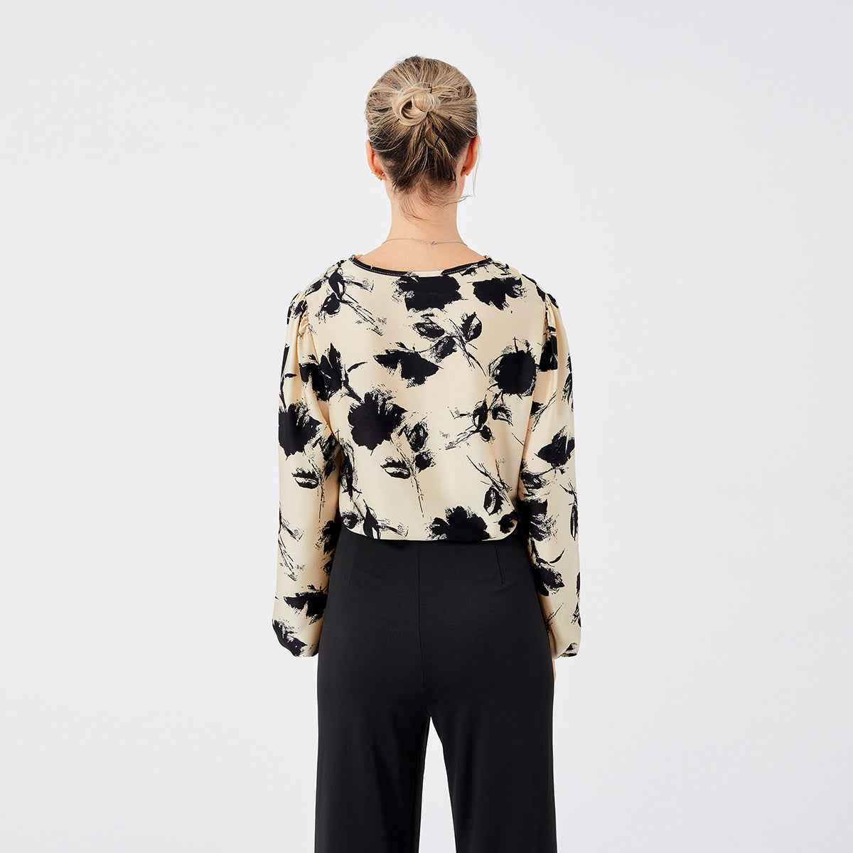 Elegant Ladies Print Front Drop Collar Blouse