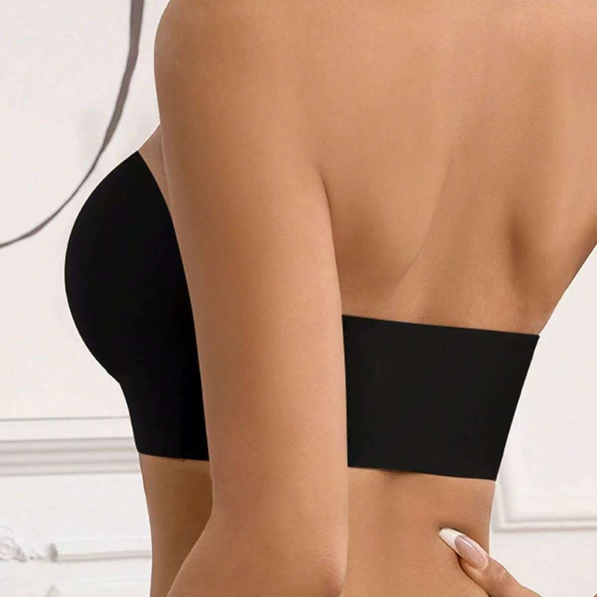 Oblique Shoulder Hollow-out Lace Band Chest Pad Naked Women Sense Seamless Bras - BabynBeauty