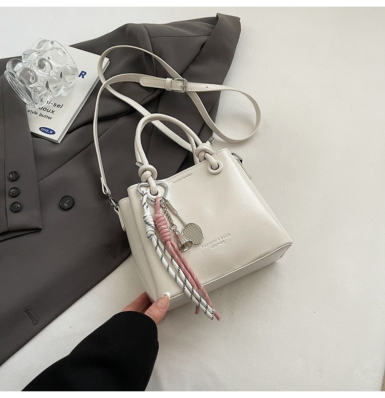 Women's Messenger Bag Fashion Portable One-shoulder Bucket Bag - BabynBeauty