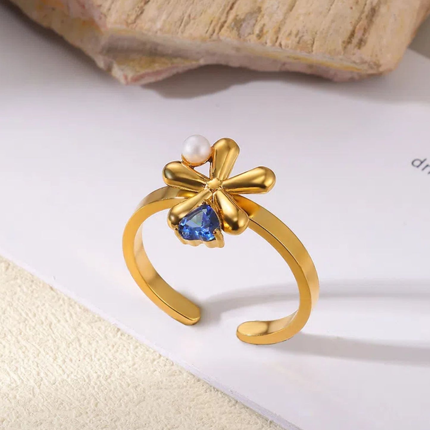 Stainless Steel Golden Pearl Ring Shaped Exaggerated
