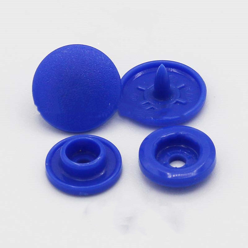 Frosted Matt Eco-Friendly Plastic Snap