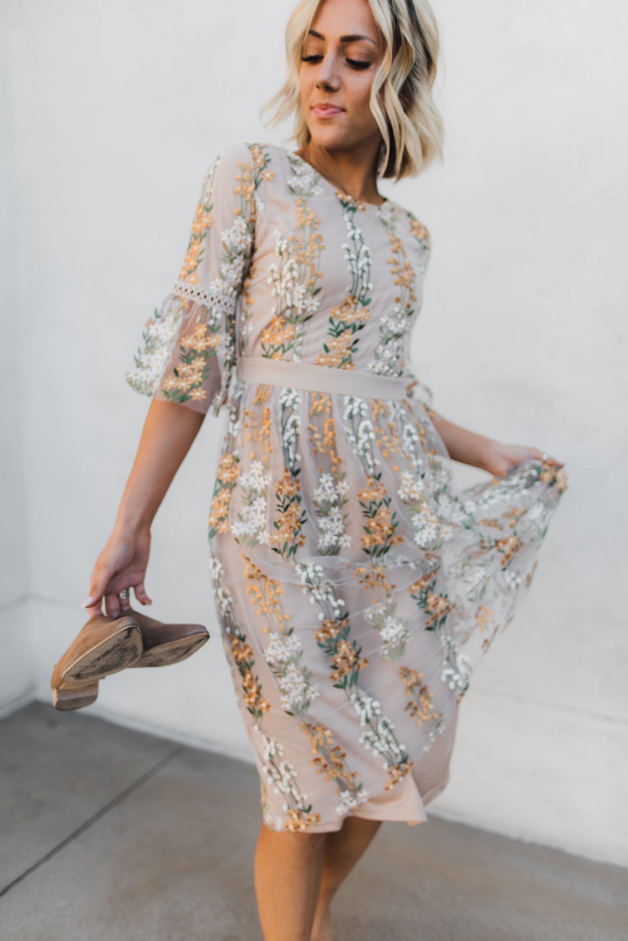 Embroidered Wisteria Flower Mesh High Waist Slim Mid-length Dress - BabynBeauty