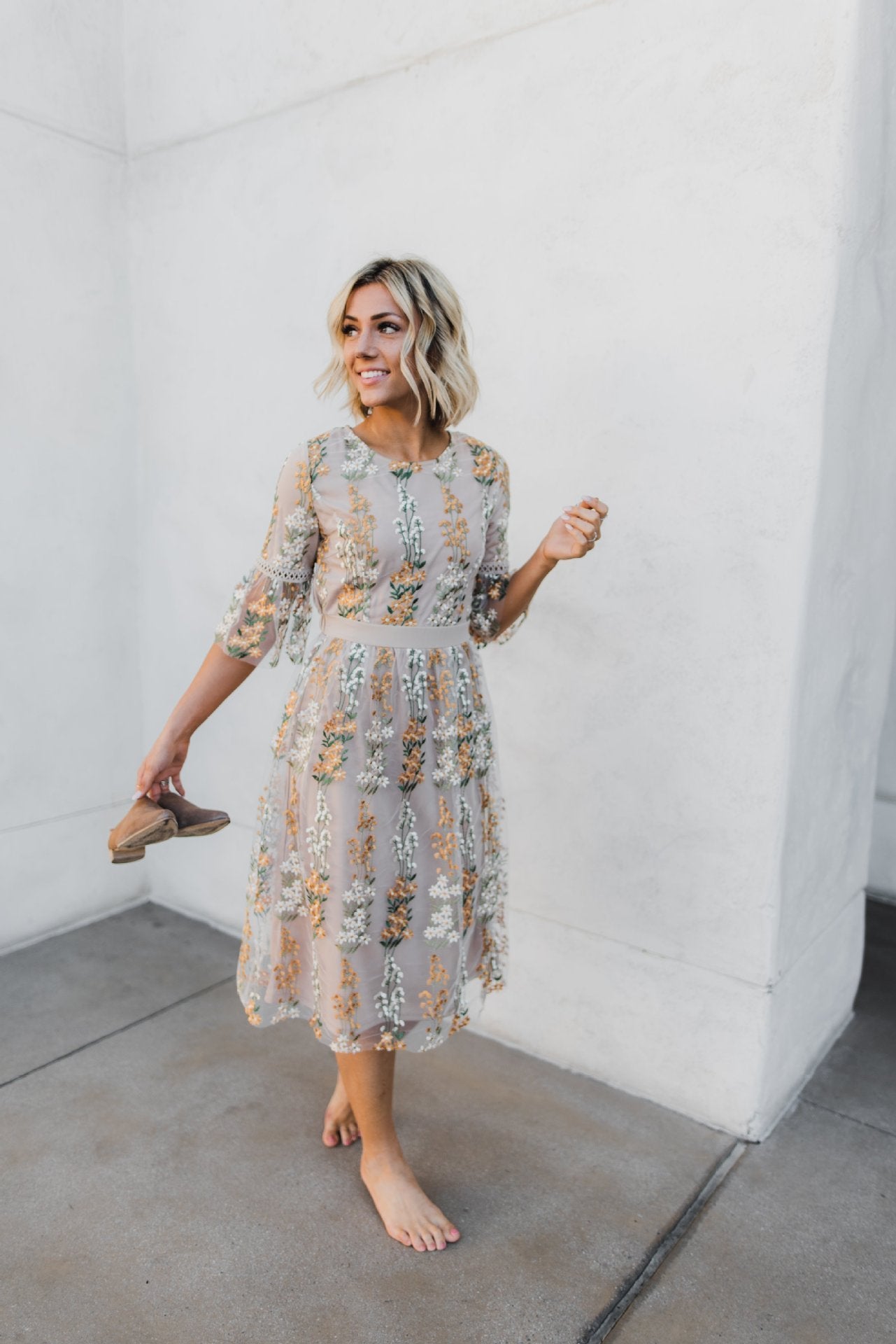 Embroidered Wisteria Flower Mesh High Waist Slim Mid-length Dress - BabynBeauty