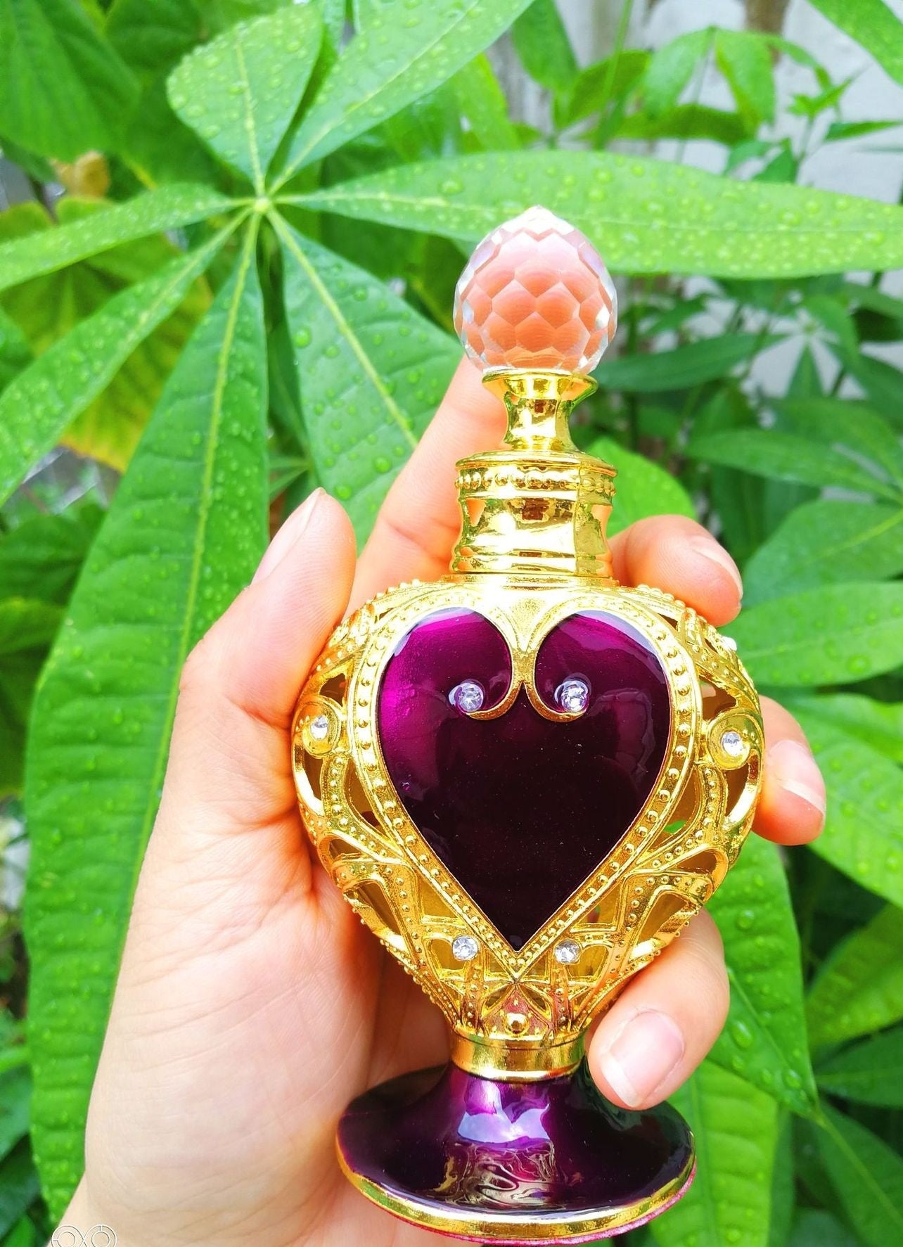 Heart-shaped Inlaid Ornamental Stone Middle East Perfume Bottle - BabynBeauty